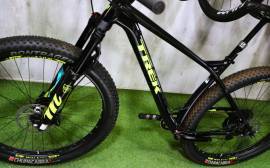 TREK STATCHE 9 29+ HARDTAIL AIR 4d ÚJ 0km M/L Mountain Bike 29" front suspension new / not used For Sale