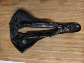 Selle Italia X-LR Kit Carbonio Superflow - L3 Selle Italia X-LR Kit Carbonio Superflow - L3 Mountain Bike Alkatrész, MTB Nyereg / Nyeregcső használt ELADÓ