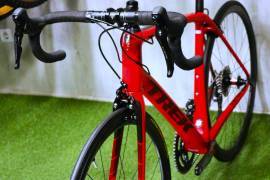TREK DOMANE FULL CARBON FULL ISOSPEED 22s Országúti használt ELADÓ