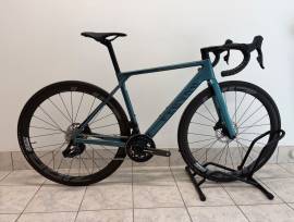 CANYON Ultimate CF SLX 8 Force AXS Országúti SRAM Force eTap AXS tárcsafék használt ELADÓ