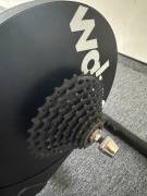 Wahoo KICKR CORE okos edzőgörgő – WFBKTR4 Wahoo KICKR CORE Bike Trainers direct drive Yes Yes used For Sale