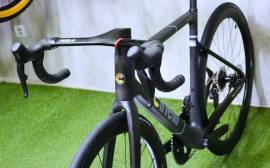 CINELLI PRESSURE ADR Di2 1of50 Road bike disc brake new / not used For Sale