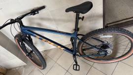 TREK Marlin 5. 2026- Matt Blue Mountain Bike 29" elöl teleszkópos Shimano Cues használt ELADÓ