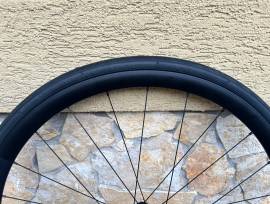 VELOMANN V30R alumínium tárcsafékes kerékszett VELOMANN V30R Országúti / Gravel / Triatlon Alkatrész, Országúti  Kerék / Felni / Gumi 28" nem használt ELADÓ