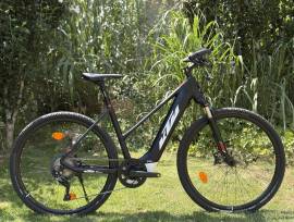 KTM Macina E Cross 
