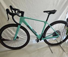 BIANCHI Arcadex Comp 2026 Gravel / CX Shimano GRX tárcsafék nem használt ELADÓ