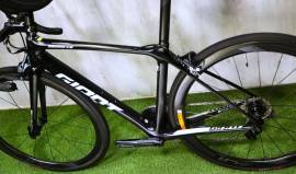 GIANT ADVANCED PRO Di2 ULTEGRA SLR 40 Országúti használt ELADÓ