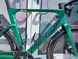 MERIDA REACTO 8000 IV3  SELYEM ÖRÖKZÖLD (FEKETE) ( (S,M) Országúti Shimano Ultegra Di2 tárcsafék új / garanciával ELADÓ