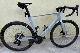 CUBE CUBE LITENING AIR C:68X PRO Országúti SRAM Force eTap AXS tárcsafék használt ELADÓ