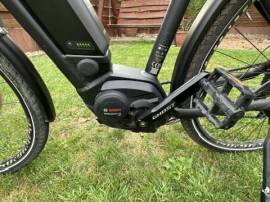 GHOST Hybride Square Trekking B5.8 E-Bike 2020 Elektromos Trekking/cross 25 km/h Bosch 401-500 Wh használt ELADÓ