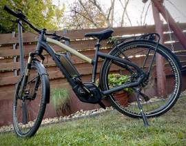 GHOST Hybride Square Trekking B5.8 E-Bike 2020 Elektromos Trekking/cross 25 km/h Bosch 401-500 Wh használt ELADÓ