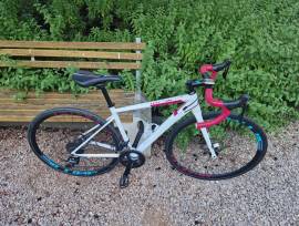 CUBE AXIAL WS PRO DISC  Országúti Shimano Sora használt ELADÓ