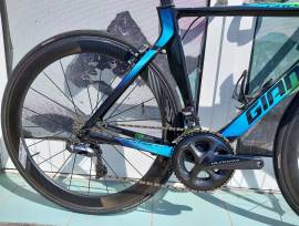 GIANT Propel Pro 0 Carbon ,Ultegra DI2 (S ) (Nagyon szép Országúti Shimano Ultegra Di2 v-fék használt ELADÓ