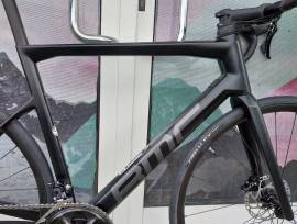 BMC 2025 BMC Teammachine SLR FOUR  105  ( 56)   Országúti Shimano 105 tárcsafék új / garanciával ELADÓ