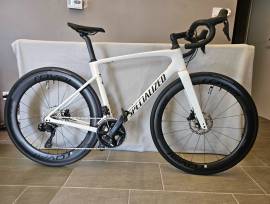 SPECIALIZED Roubaix SL8 (2024) Road bike Shimano 105 Di2 disc brake used For Sale
