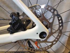 SPECIALIZED Roubaix SL8 (2024) Road bike Shimano 105 Di2 disc brake used For Sale