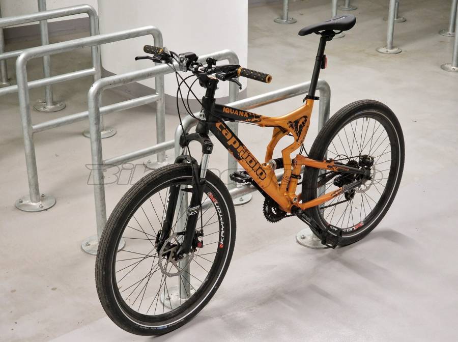 CAPRIOLO Iguana Mountain Bike 26" dual suspension Shimano Altus used For Sale