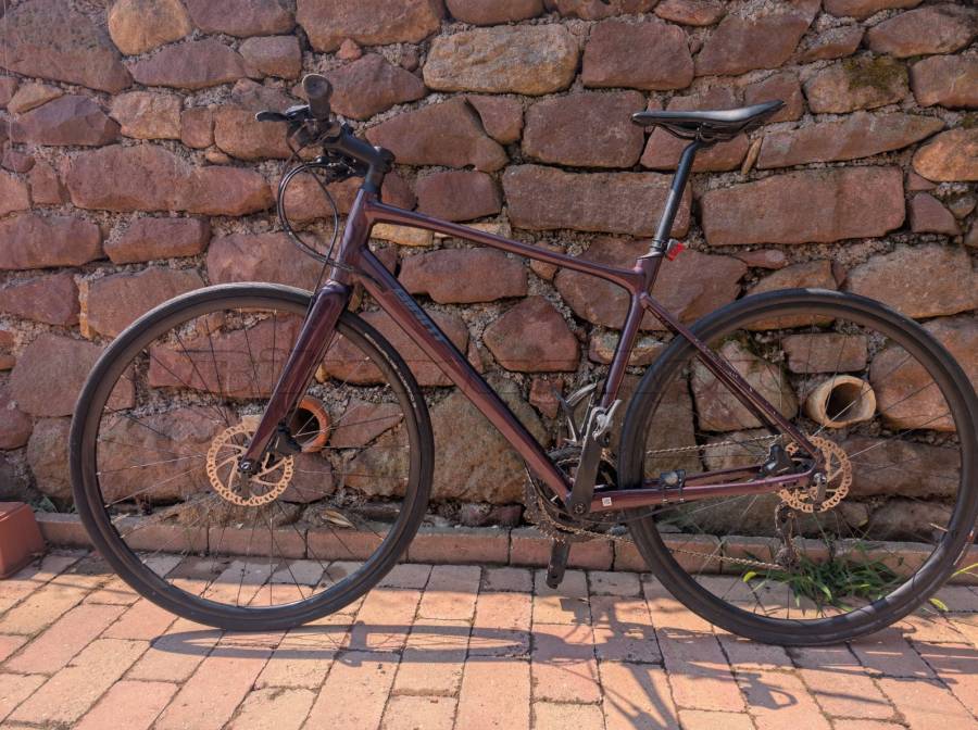 GIANT FastRoad SL1 2022 M/L méret Országúti Shimano 105 tárcsafék használt ELADÓ