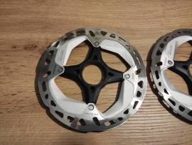 Kiváló állapotú Shimano RT-MT800 féktárcsák  RT-MT800 Országúti / Gravel / Triatlon Alkatrész, Országúti Fék / Fékváltókar mechanikus használt ELADÓ
