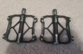 Eladó Bontrager, Ride with a dream, fémpedálok Bontrager Mountain Bike Components, MTB Drivetrain new / not used For Sale