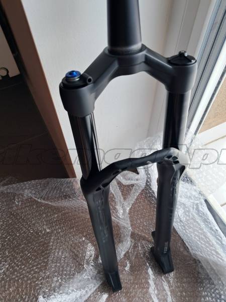 Új DT Swiss F232 120mm Féláron 1500g SID Kashima Fox SC 34 DT swiss 232 one Mountain Bike Components, MTB Fork / Shock fork 29" 101-120 mm new / not used For Sale