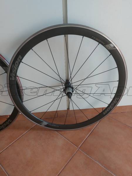 Vision TRIMAX 45 karbon kerékszett Vision TRIMAX 45 Országúti / Gravel / Triatlon Alkatrész, Országúti Kerék / Felni / Gumi használt ELADÓ
