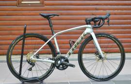 TREK ÉMONDA SL6 DISC Carbon Road bike Shimano Ultegra disc brake used For Sale