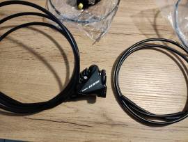 Új Shimano 105 fékváltók és féknyergek 2×11 ST-R7020 Országúti / Gravel / Triatlon Alkatrész, Országúti Fék / Fékváltókar mechanikus nem használt ELADÓ