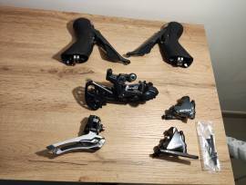 Szép állapotú GRX 810 kis szett 2×11 GRX 810 Road Bike & Gravel Bike & Triathlon Bike Component, Road Bike Brakes & Brake Parts mechanical used For Sale