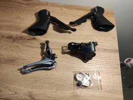 Újszerű Ultegra 6800 mini szett 2×11 Ultegra 6800 Országúti / Gravel / Triatlon Alkatrész, Országúti Fék / Fékváltókar mechanikus használt ELADÓ