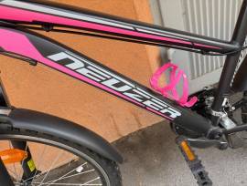 NEUZER Mistral 30 Mountain Bike 26" elöl teleszkópos Shimano Tourney használt ELADÓ