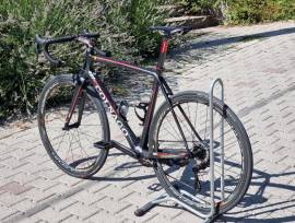 COLNAGO 3,5 Mfts újsz Colnago V1R 2*12 Ultegra di2 Fulcrum Országúti Shimano Ultegra Di2 használt ELADÓ