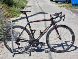 COLNAGO 3,5 Mfts újsz Colnago V1R 2*12 Ultegra di2 Fulcrum Országúti Shimano Ultegra Di2 használt ELADÓ
