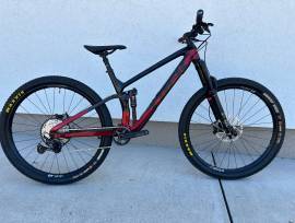 TREK Fuel Ex 9.8  Gen5 ÚJ/Újsz Carbon Enduro / Freeride / DH 29" Shimano Deore XT nem használt ELADÓ