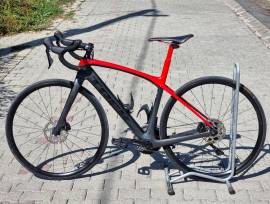 TREK 1,6 mftos Trek Domane SLR 105 hydro karbon kerék Road bike Shimano 105 disc brake used For Sale