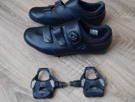 Shimano országúti cipő 44-es Shimano  Cipő / Zokni / Kamásli 43 Országúti használt férfi/unisex ELADÓ