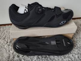 GIRO SAVIX Boa országúti cipő GIRO Cipő / Zokni / Kamásli 48 Országúti nem használt férfi/unisex ELADÓ