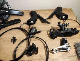 Új GRX 810 szett 2×11 GRX 810 Országúti / Gravel / Triatlon Alkatrész, Országúti Fék / Fékváltókar mechanikus nem használt ELADÓ