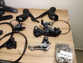 Új GRX 810 szett 2×11 GRX 810 Országúti / Gravel / Triatlon Alkatrész, Országúti Fék / Fékváltókar mechanikus nem használt ELADÓ
