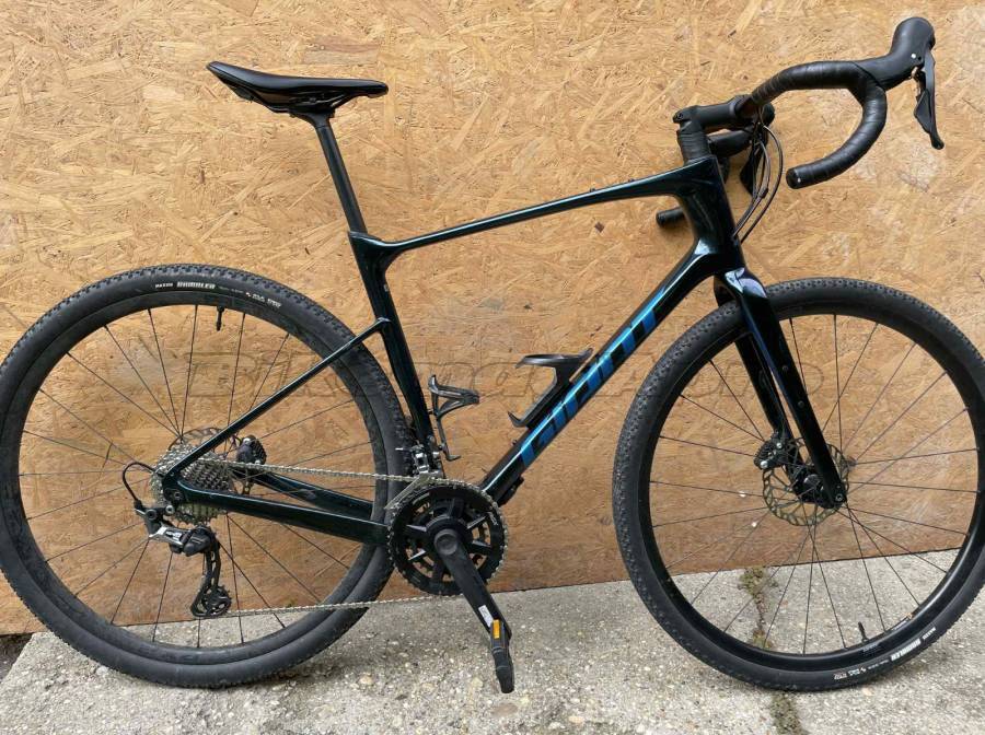 GIANT Revolt Advanced 2 - 2022 Gravel / CX Shimano GRX tárcsafék használt ELADÓ