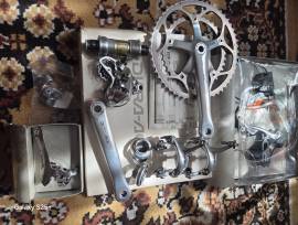 Dura-Ace  7700 szett 7700 Országúti / Gravel / Triatlon Alkatrész, Országúti Hajtásrendszer Shimano Dura Ace használt ELADÓ