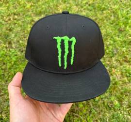 Új Monster Energy fekete színű sapka, snapback, cap Monster Energy Sisak / Sapka nem használt ELADÓ