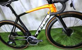 TREK EMONDA DISC SRAM FORCE AXS 2x12s Országúti tárcsafék használt ELADÓ