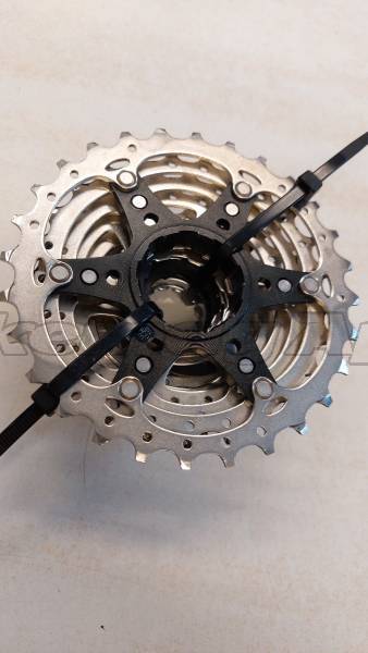 Shimano 105 sor Shimano 105 R7000 11 seb. 11-28 Országúti / Gravel / Triatlon Alkatrész, Országúti Hajtásrendszer shimano outi használt ELADÓ