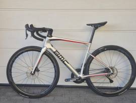 BMC Roadmachine 01 Four Országúti Shimano Ultegra Di2 tárcsafék használt ELADÓ