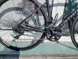 SPECIALIZED Tarmac SL6  Carbon  105  ( Nagyon szép.)( 54 ) Országúti Shimano 105 tárcsafék nem használt ELADÓ