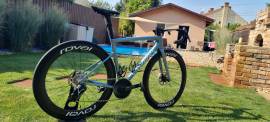 SPECIALIZED S-worx Tarmac sl8   2025 Országúti SRAM Red eTap AXS tárcsafék használt ELADÓ
