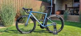 SPECIALIZED S-worx Tarmac sl8   2025 Országúti SRAM Red eTap AXS tárcsafék használt ELADÓ