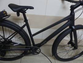 CUBE Nulane trekking kerékpár,Cues szett,újszerű Trekking/cross disc brake used For Sale