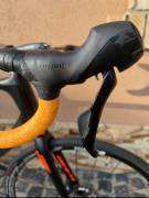 GIANT Giant Defy Advanced karbon országúti kerékpár Országúti Shimano 105 tárcsafék használt ELADÓ